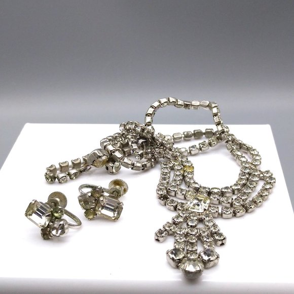 Art Deco Coro Glam Parure, Vintage Crystal Bib Drape Choker Necklace and Matchin - Picture 7 of 8